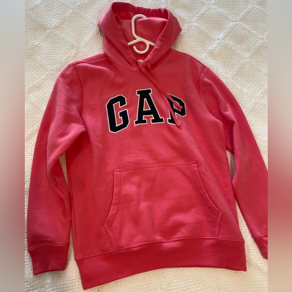 GAP SWEATER - NWT - PINK